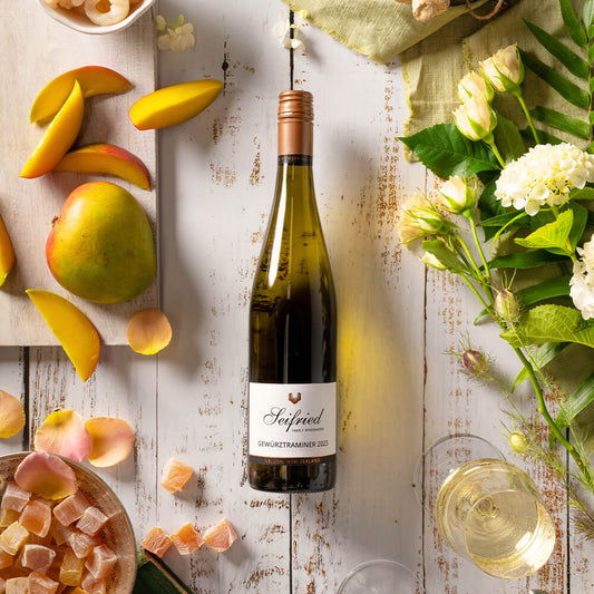 A great review for our Seifried Gewürztraminer 2021!